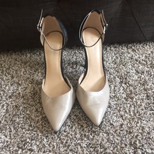 BCBGeneration Shoes - Two toned BCBGeneration heels BCBGeneration Shoes - Two toned BCBGeneration heels